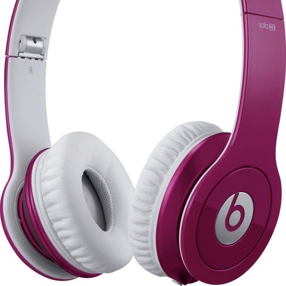 Hot pink solo HD beats by dr. Dre